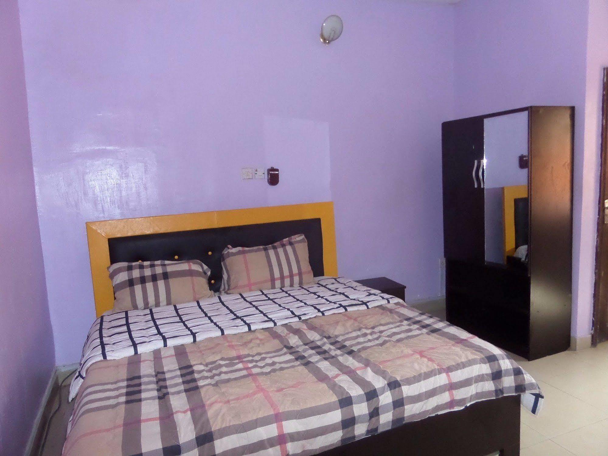 Jade Guest House Ogombo Экстерьер фото